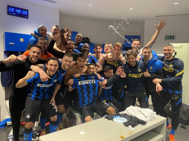 篮球CBA官方公布月度最佳教练（CBA官方揭晓月度最佳教练）